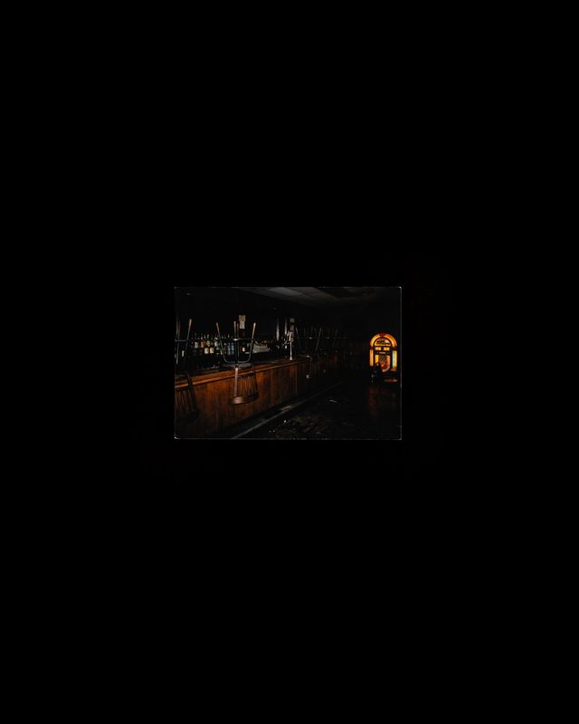 Finding Light, chapter 3: Sophie, bar jukebox