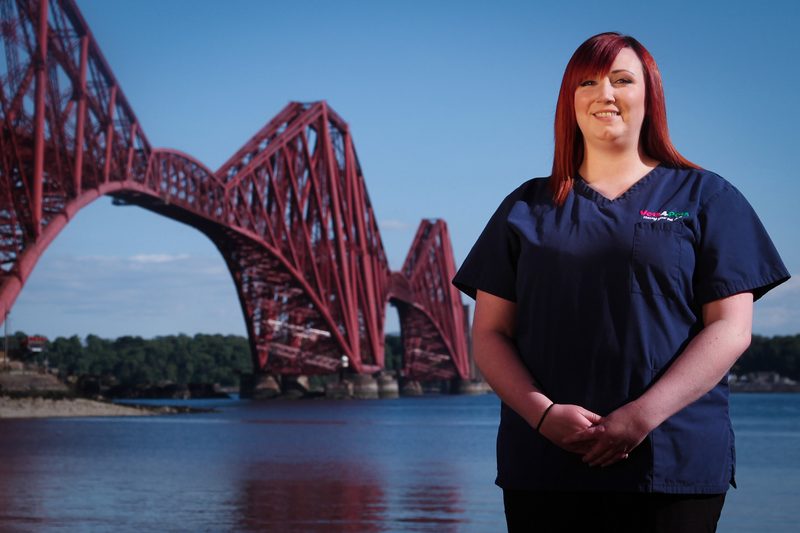Commissioned portrait for Vets4Pets: vets4pets forth bridge