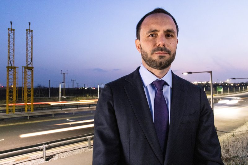 Commissioned portrait for Keolis Amey Metrolink: metrolink dusk