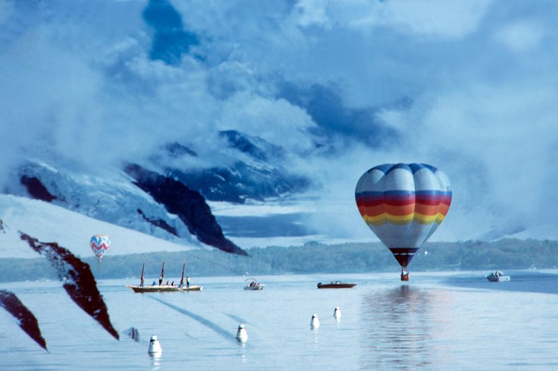 Shared Land: hot air balloon